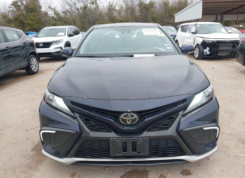 Photo 12 of 2022 Toyota Camry XSE (VIN 4T1K61AK3NU076532)
