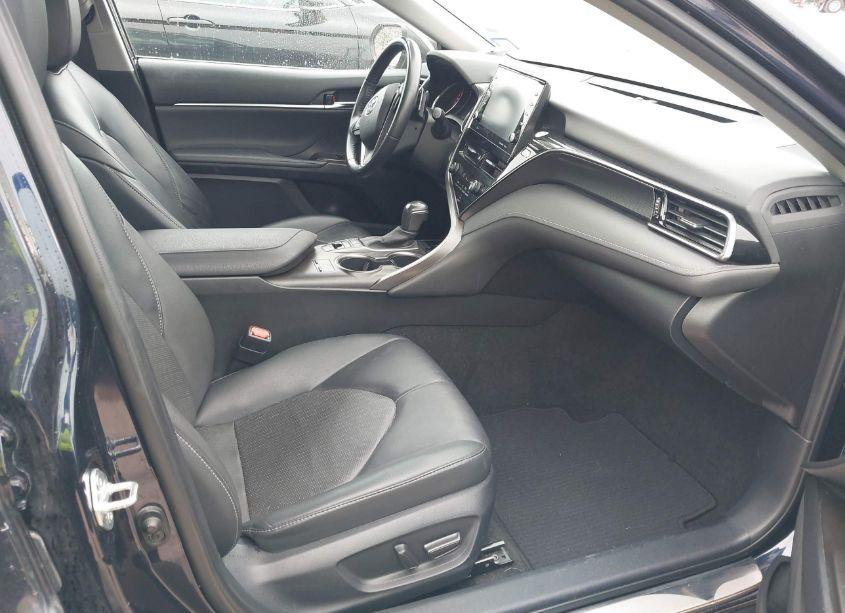 Photo 5 of 2022 Toyota Camry XSE (VIN 4T1K61AK3NU076532)