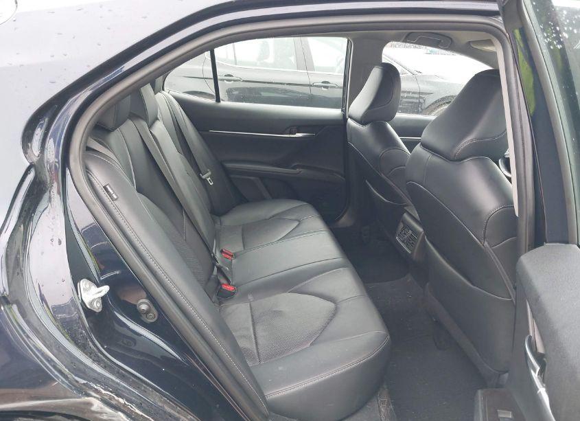 Photo 8 of 2022 Toyota Camry XSE (VIN 4T1K61AK3NU076532)