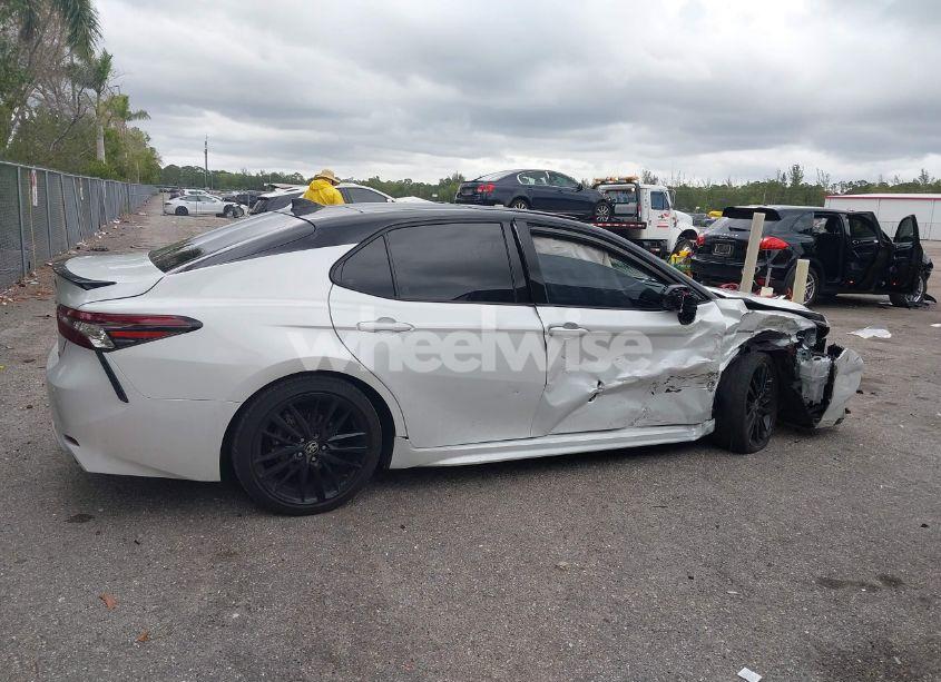 Photo 12 of 2023 Toyota Camry XSE (VIN 4T1K61AK3PU121486)