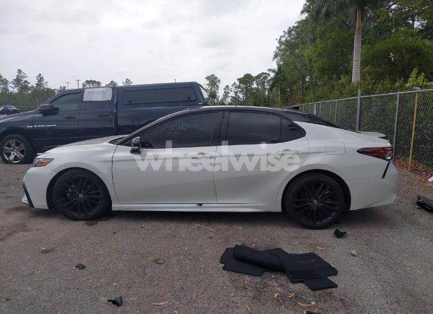 Photo 13 of 2023 Toyota Camry XSE (VIN 4T1K61AK3PU121486)