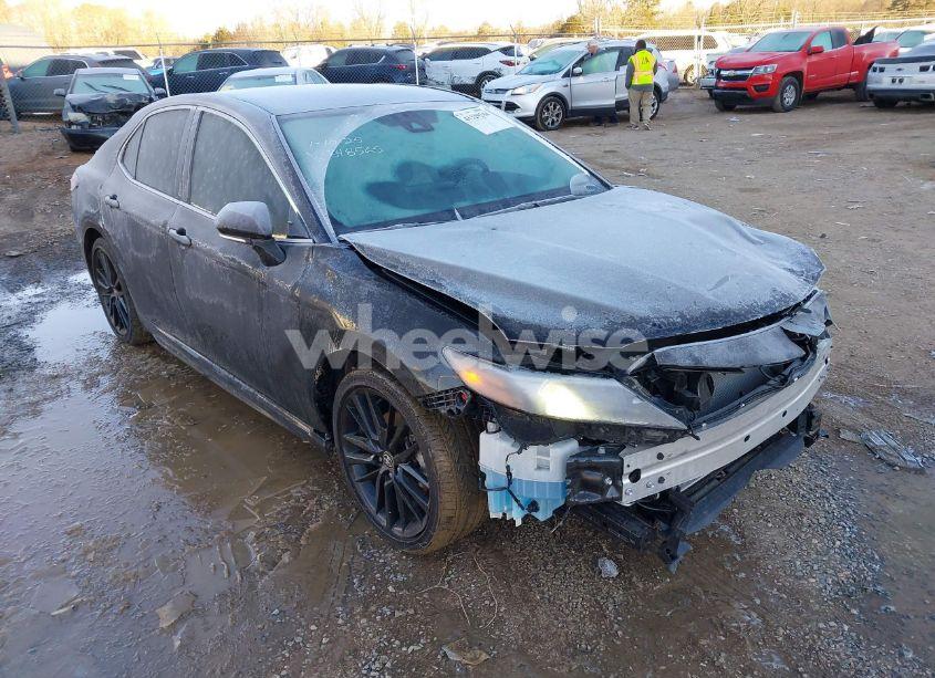 2024 Toyota Camry XSE (VIN 4T1K61AK3RU848565) main photo