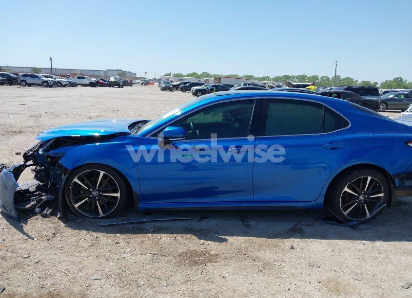 Photo 14 of 2020 Toyota Camry XSE (VIN 4T1K61AK4LU351418)