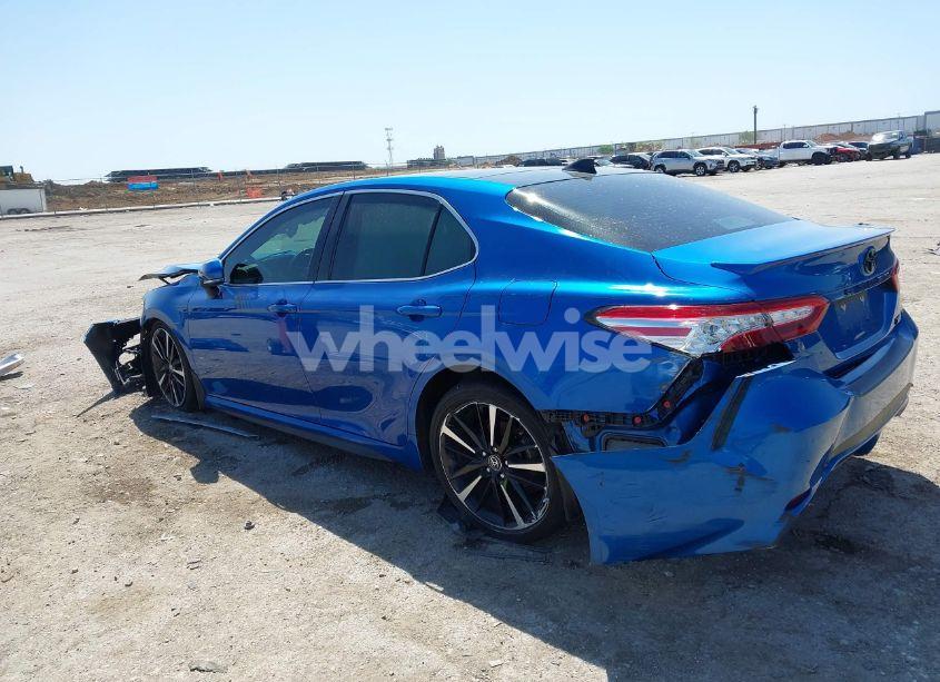 Photo 3 of 2020 Toyota Camry XSE (VIN 4T1K61AK4LU351418)