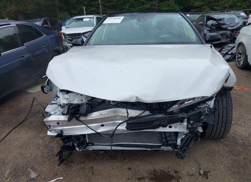 Photo 13 of 2020 Toyota Camry XSE (VIN 4T1K61AK4LU367201)