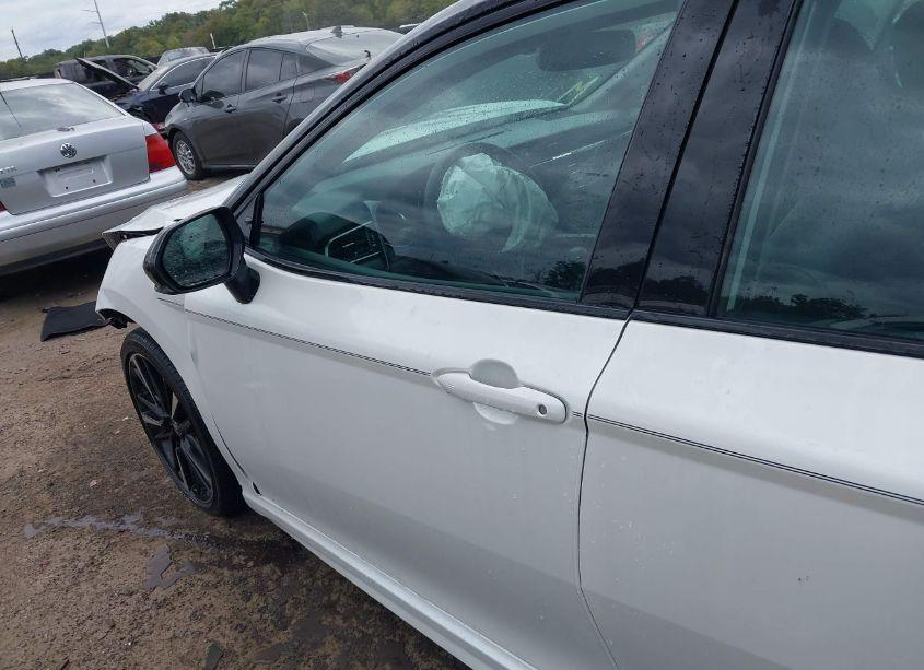 Photo 15 of 2020 Toyota Camry XSE (VIN 4T1K61AK4LU367201)