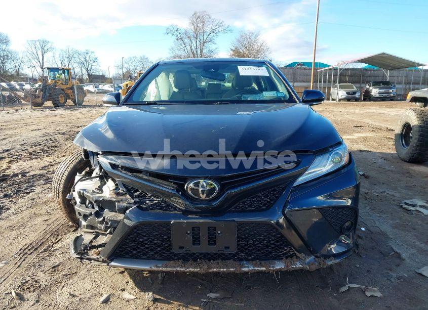 Photo 12 of 2020 Toyota Camry XSE (VIN 4T1K61AK4LU965031)