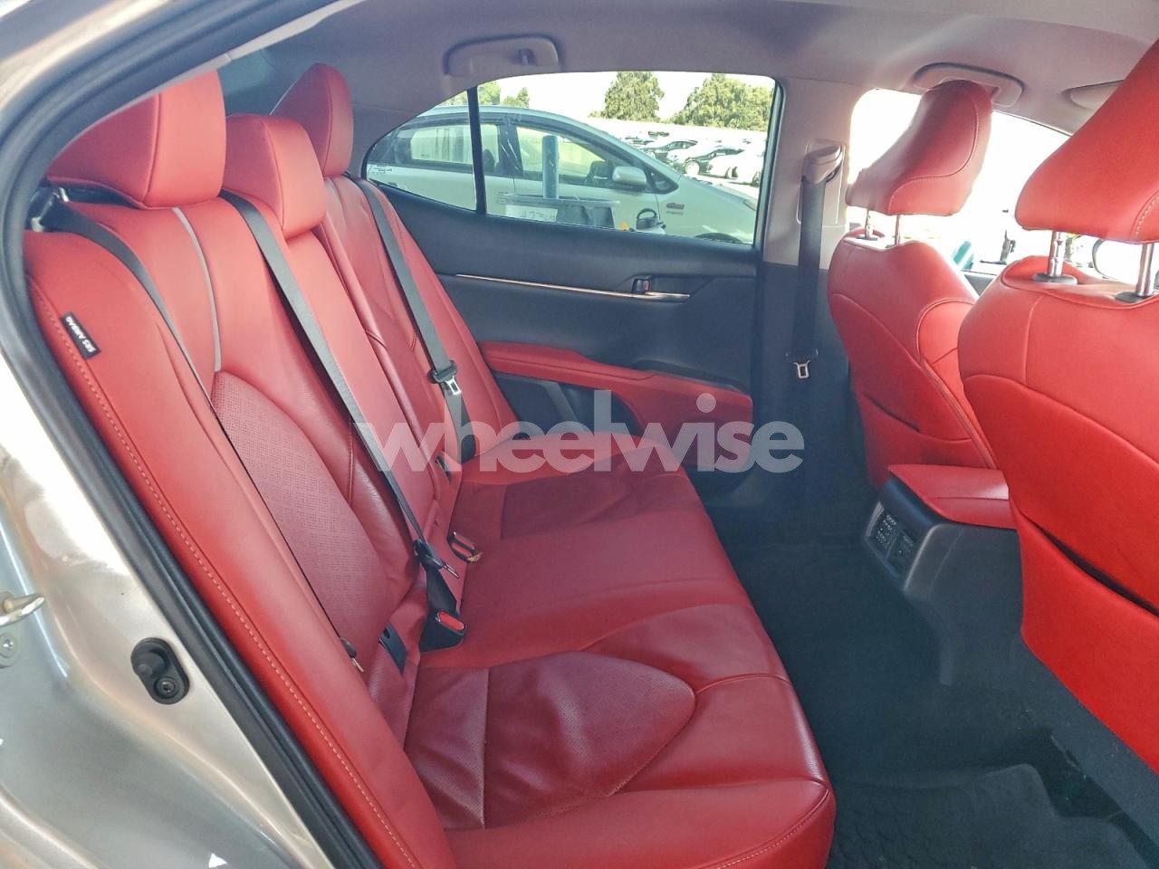 Photo 10 of 2021 TOYOTA CAMRY XSE (VIN 4T1K61AK4MU409030)