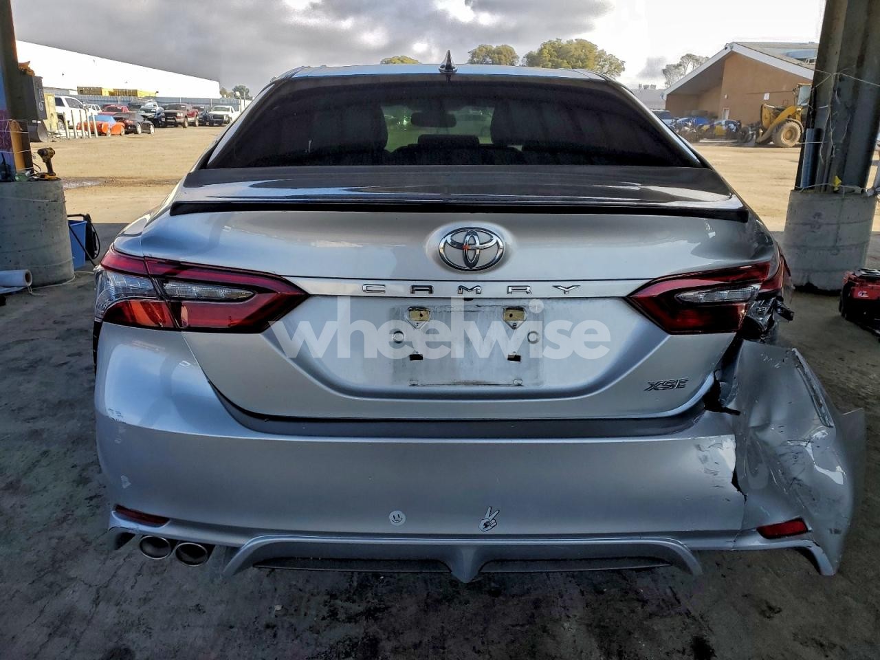 Photo 6 of 2021 TOYOTA CAMRY XSE (VIN 4T1K61AK4MU409030)