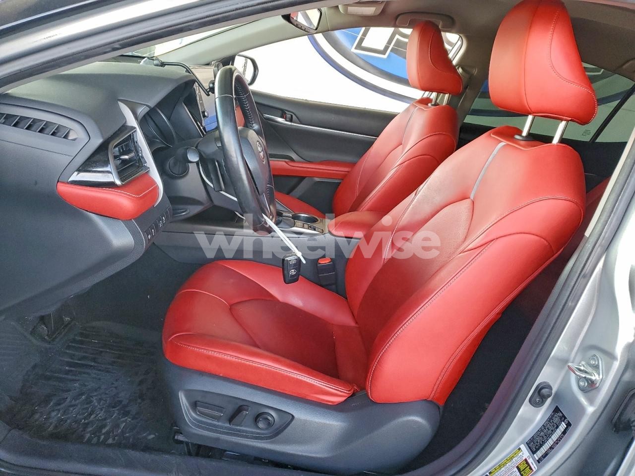 Photo 7 of 2021 TOYOTA CAMRY XSE (VIN 4T1K61AK4MU409030)