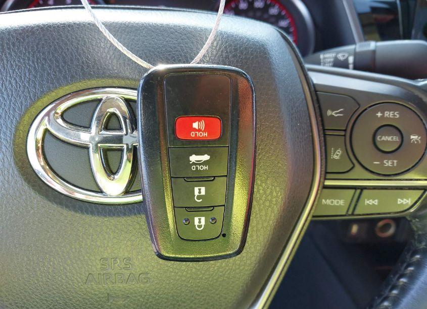 Photo 11 of 2021 Toyota Camry XSE (VIN 4T1K61AK4MU418200)