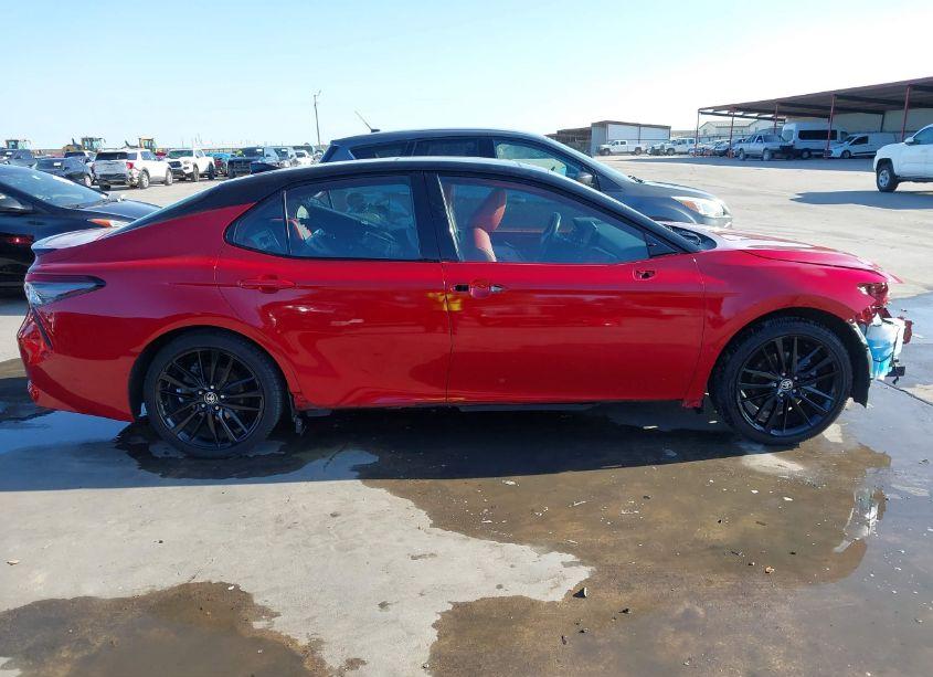 Photo 14 of 2021 Toyota Camry XSE (VIN 4T1K61AK4MU418200)