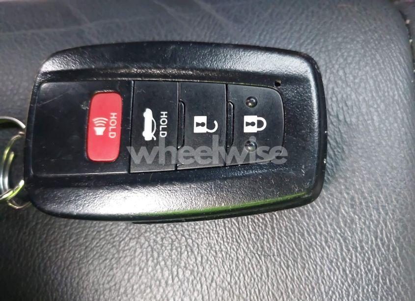 Photo 11 of 2021 Toyota Camry XSE (VIN 4T1K61AK4MU485430)