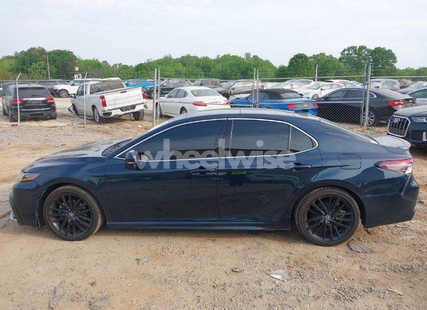 Photo 14 of 2021 Toyota Camry XSE (VIN 4T1K61AK4MU485430)