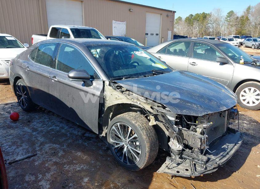 2021 Toyota Camry XSE (VIN 4T1K61AK4MU569697) main photo