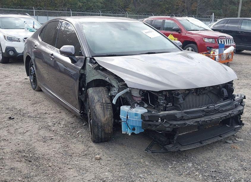 Photo 18 of 2022 Toyota Camry XSE (VIN 4T1K61AK4NU020292)