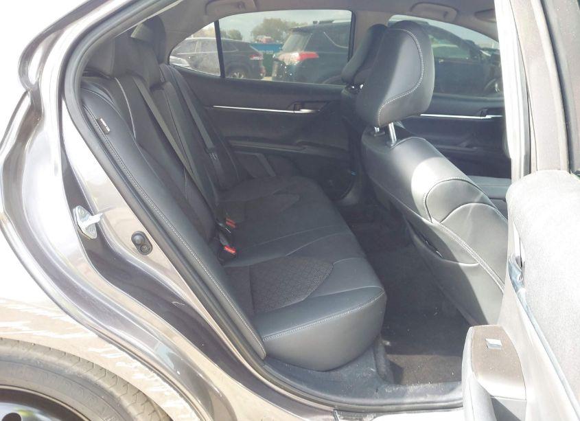 Photo 8 of 2022 Toyota Camry XSE (VIN 4T1K61AK4NU020292)