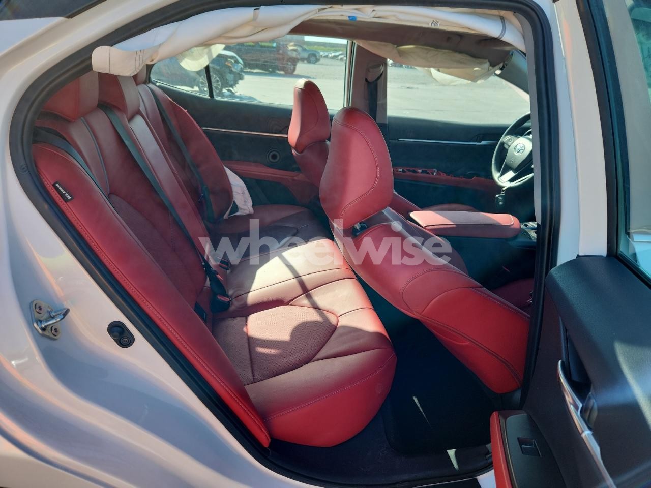 Photo 10 of 2022 TOYOTA CAMRY XSE (VIN 4T1K61AK4NU022611)