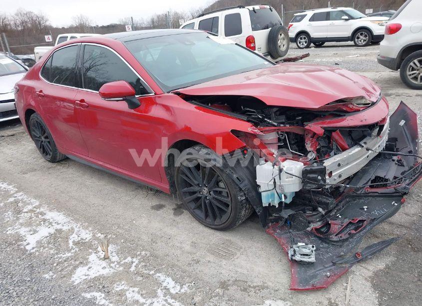2022 Toyota Camry XSE (VIN 4T1K61AK4NU066589) main photo