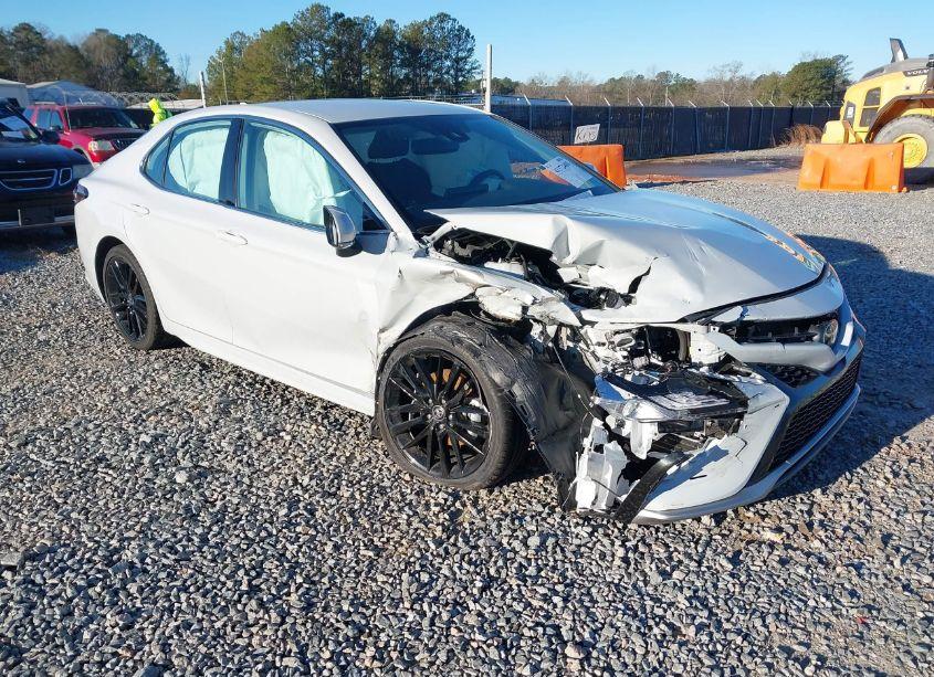 2024 Toyota Camry XSE (VIN 4T1K61AK4RU219736) main photo