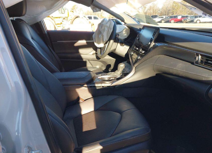 Photo 5 of 2024 Toyota Camry XSE (VIN 4T1K61AK4RU219736)