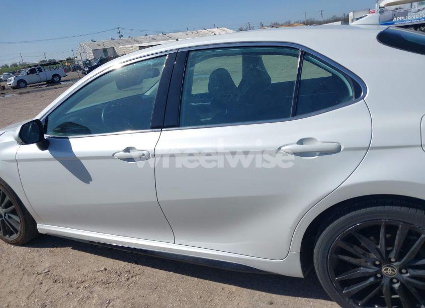 Photo 14 of 2024 Toyota Camry XSE (VIN 4T1K61AK4RU859722)