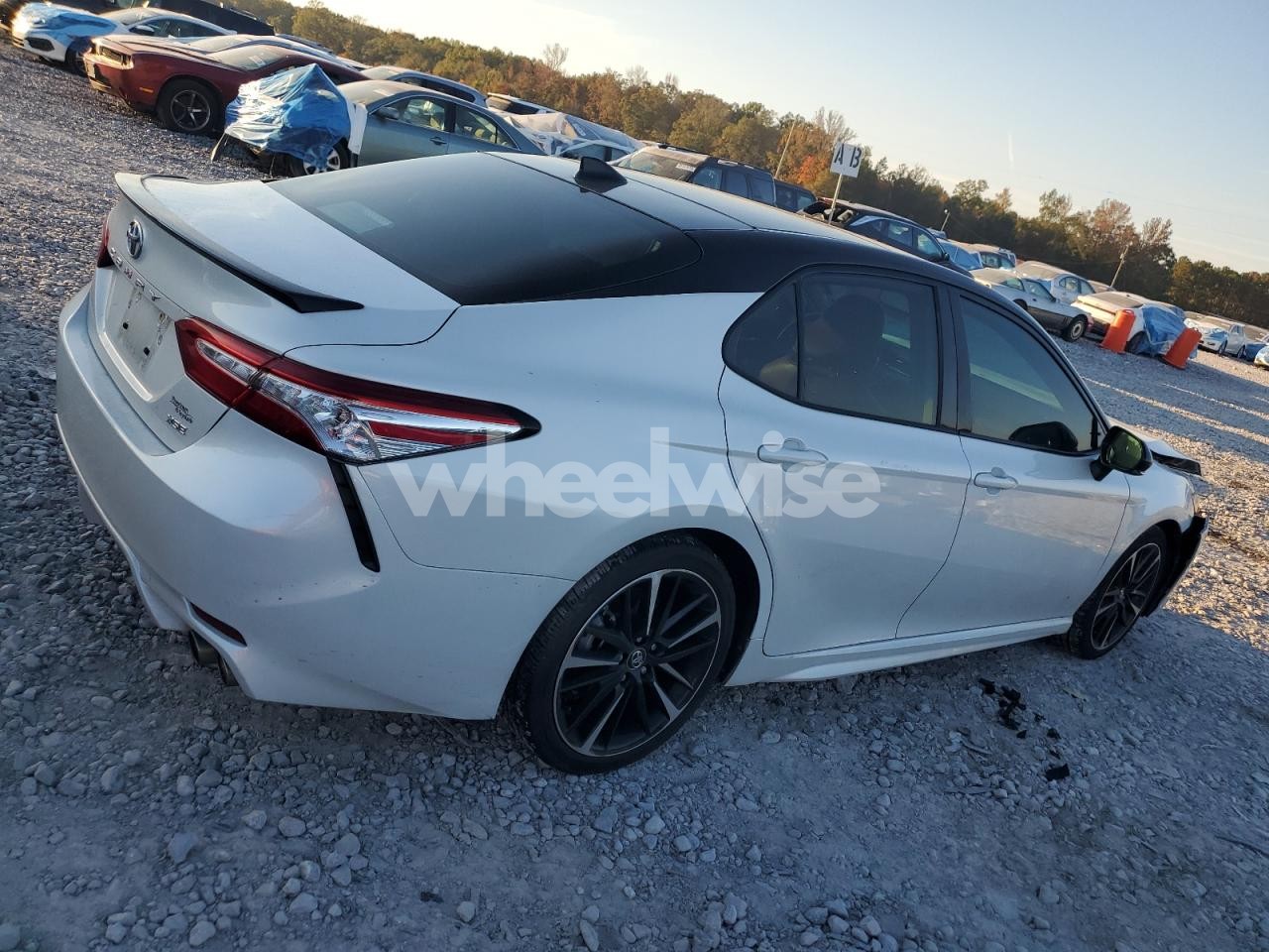 Photo 3 of 2020 TOYOTA CAMRY XSE (VIN 4T1K61AK5LU325765)