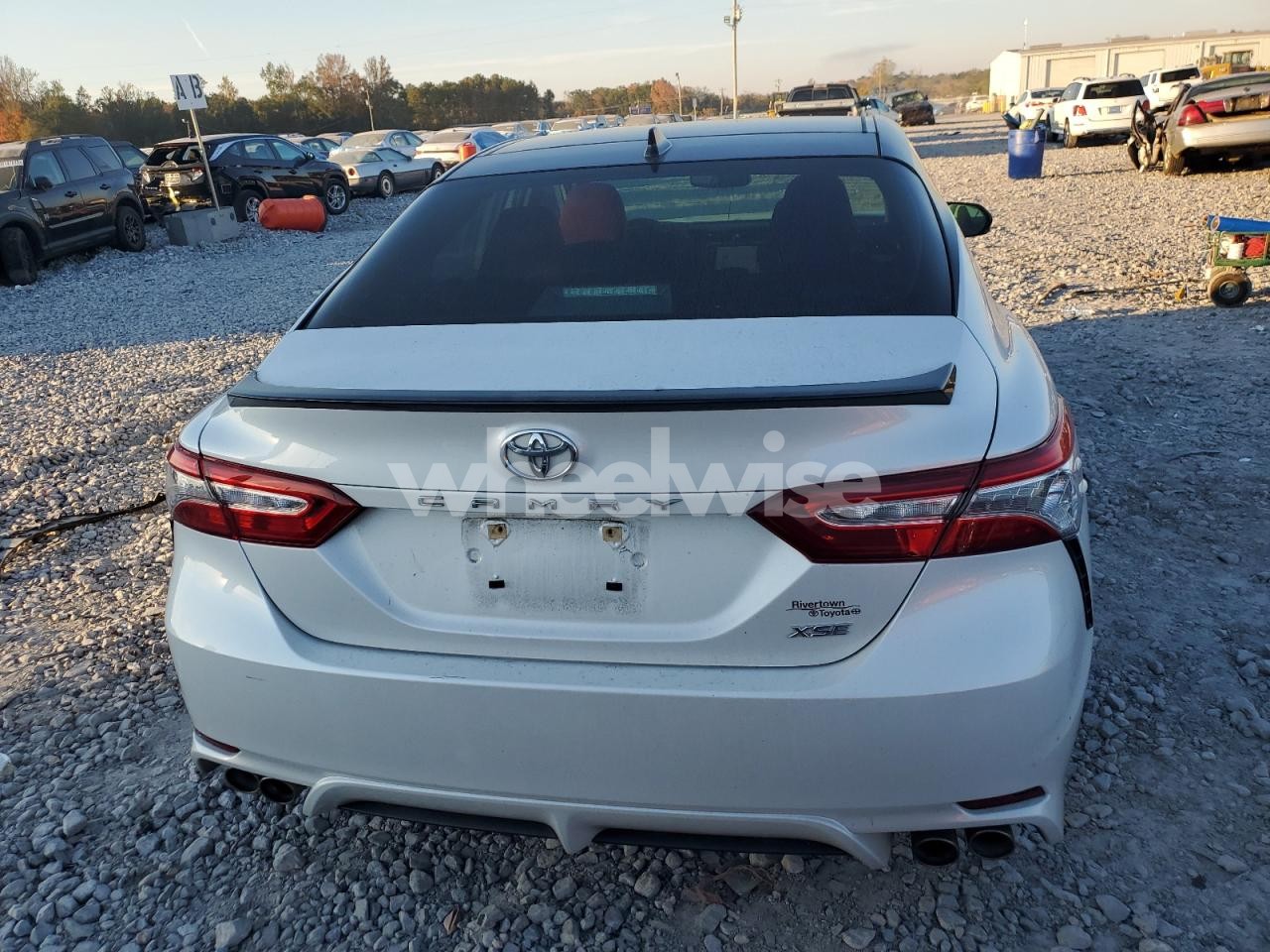 Photo 6 of 2020 TOYOTA CAMRY XSE (VIN 4T1K61AK5LU325765)