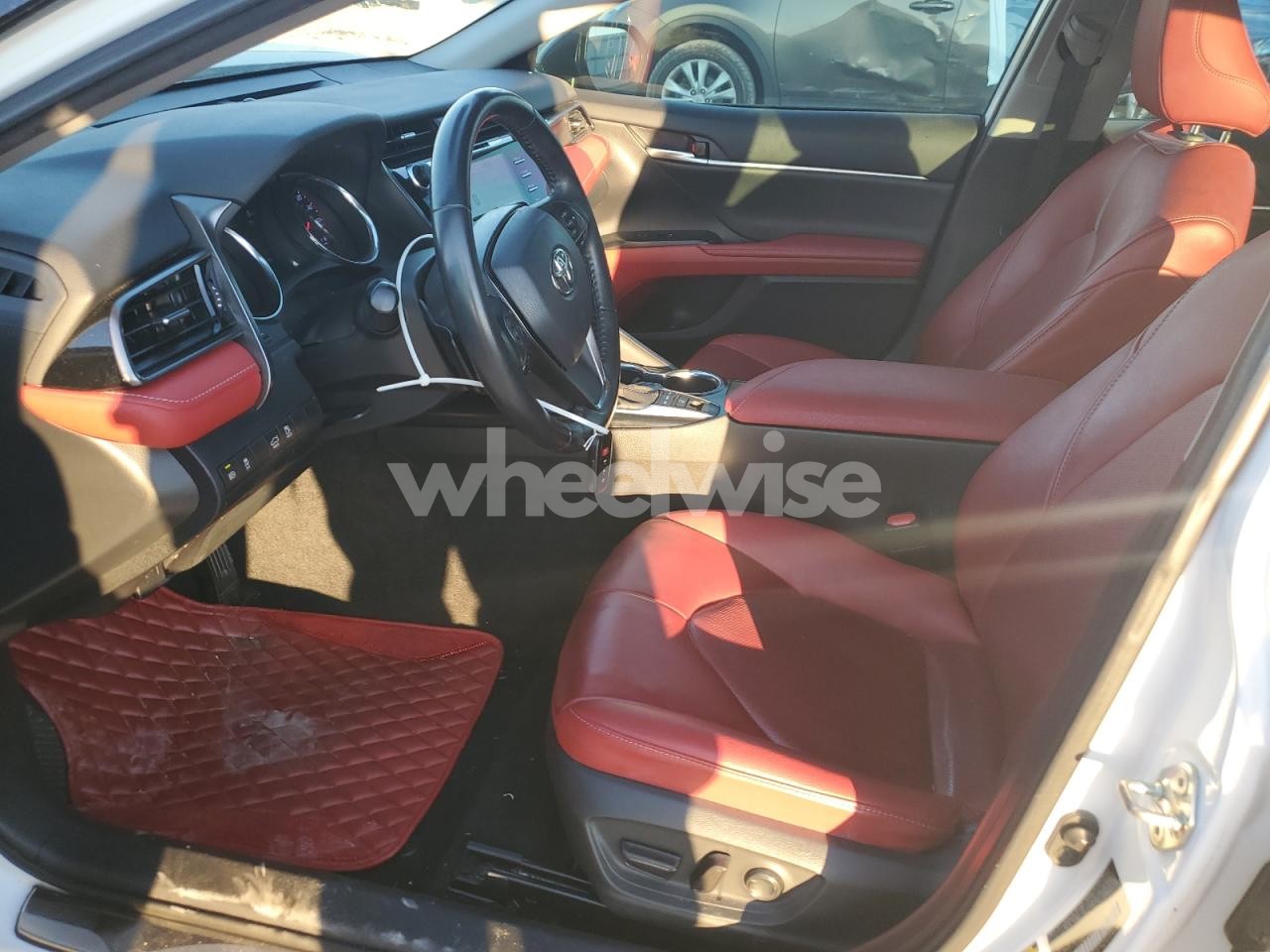 Photo 7 of 2020 TOYOTA CAMRY XSE (VIN 4T1K61AK5LU325765)