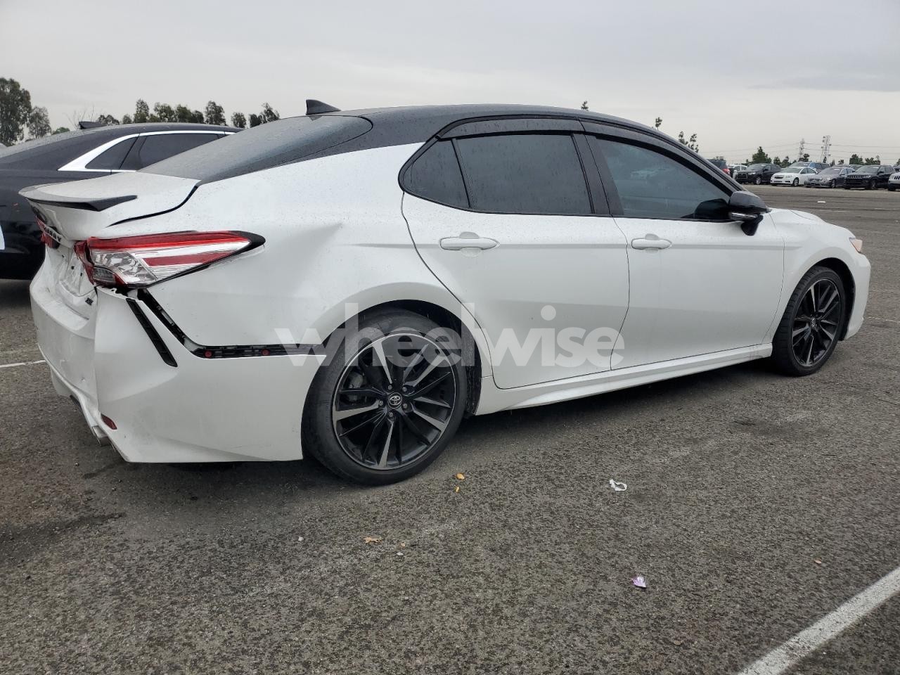 Photo 3 of 2020 TOYOTA CAMRY XSE (VIN 4T1K61AK5LU356322)