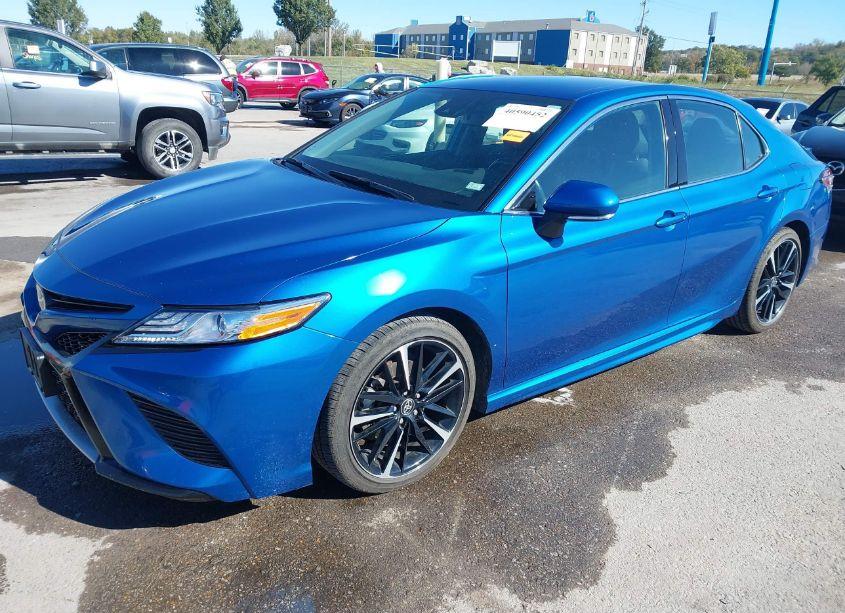 Photo 2 of 2020 Toyota Camry XSE (VIN 4T1K61AK5LU393418)