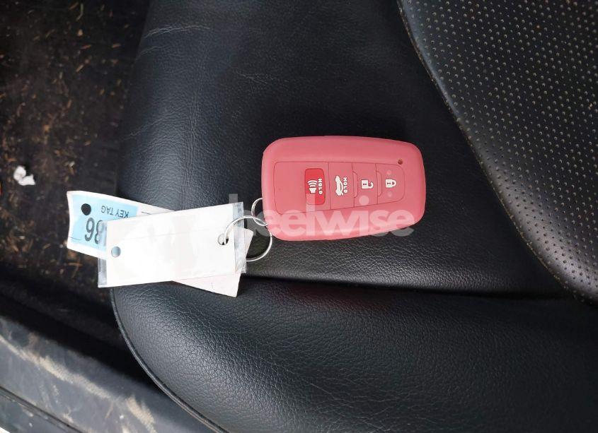 Photo 11 of 2020 Toyota Camry XSE (VIN 4T1K61AK5LU928361)