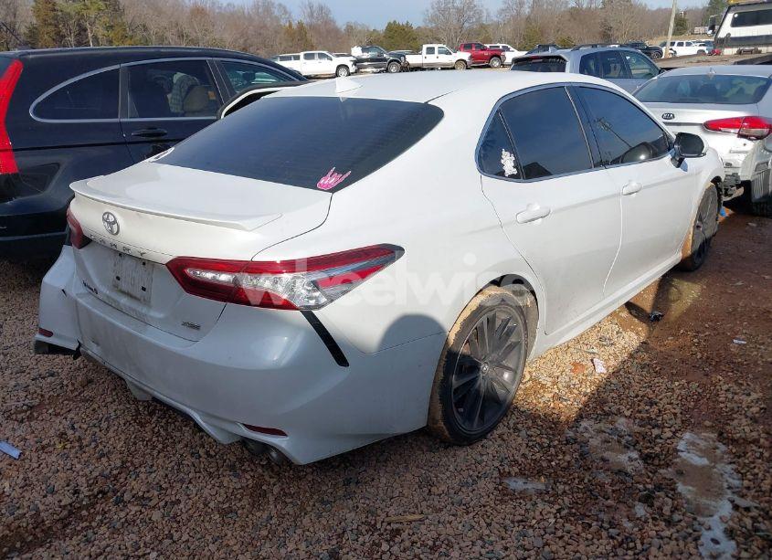 Photo 4 of 2020 Toyota Camry XSE (VIN 4T1K61AK5LU928361)