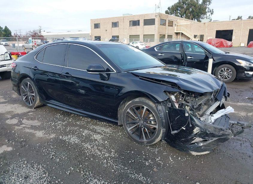 2020 Toyota Camry XSE (VIN 4T1K61AK5LU997406) main photo