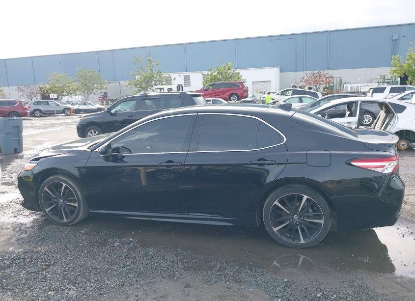 Photo 14 of 2020 Toyota Camry XSE (VIN 4T1K61AK5LU997406)