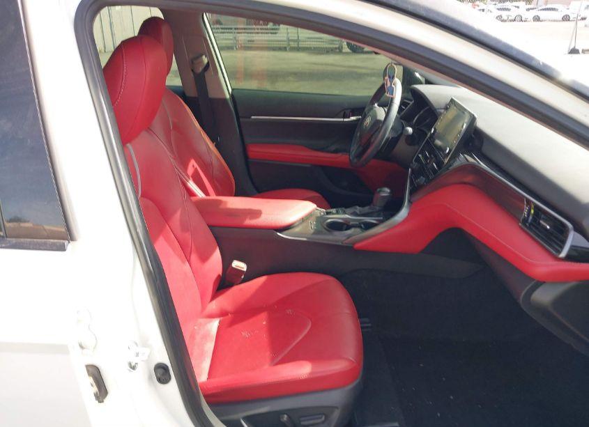 Photo 5 of 2021 Toyota Camry XSE (VIN 4T1K61AK5MU434244)