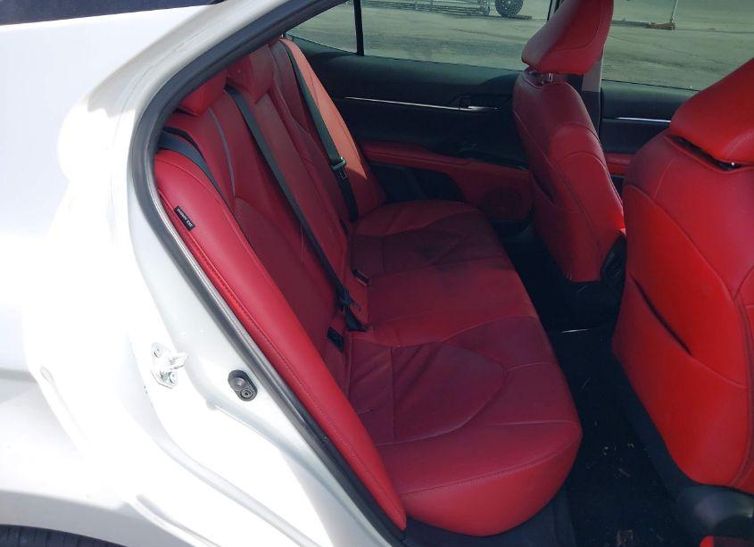 Photo 8 of 2021 Toyota Camry XSE (VIN 4T1K61AK5MU434244)