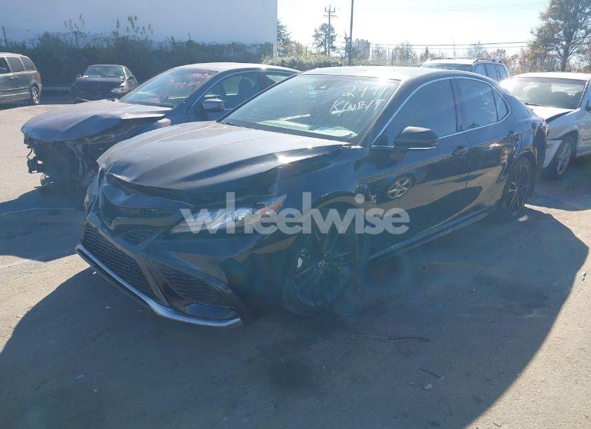 Photo 2 of 2021 Toyota Camry XSE (VIN 4T1K61AK5MU442991)