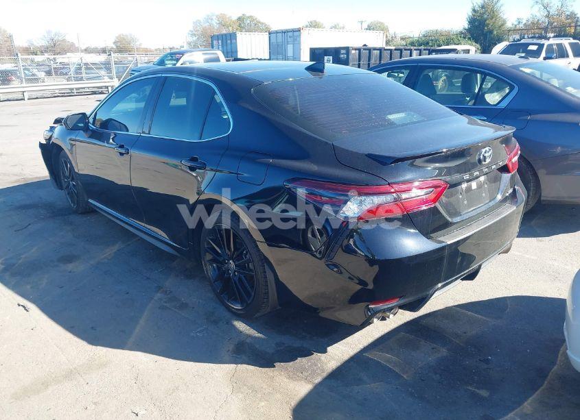Photo 3 of 2021 Toyota Camry XSE (VIN 4T1K61AK5MU442991)