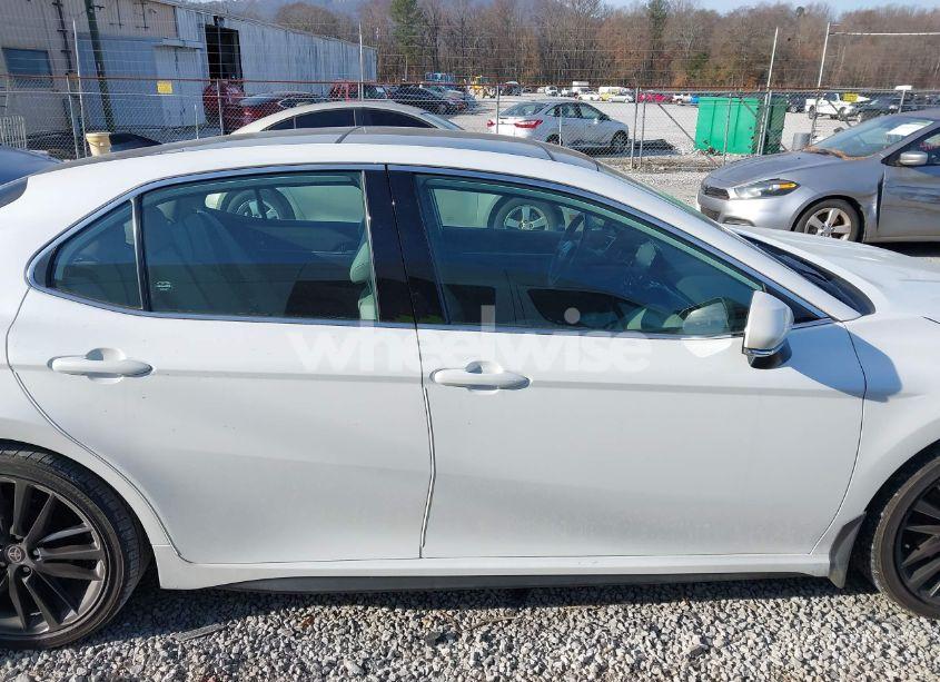 Photo 13 of 2022 Toyota Camry XSE (VIN 4T1K61AK5NU070912)