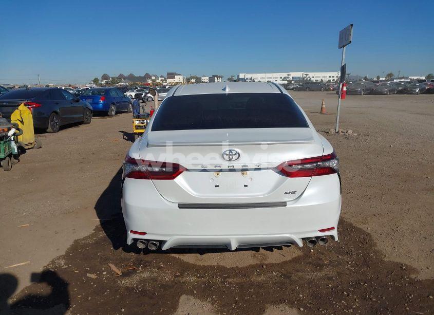 Photo 17 of 2022 Toyota Camry XSE (VIN 4T1K61AK5NU621534)