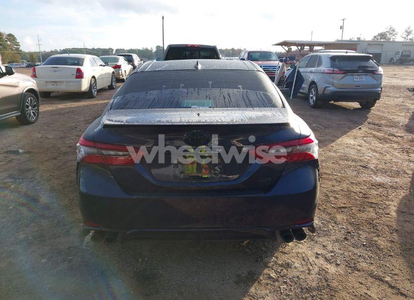 Photo 17 of 2022 Toyota Camry XSE (VIN 4T1K61AK5NU718183)