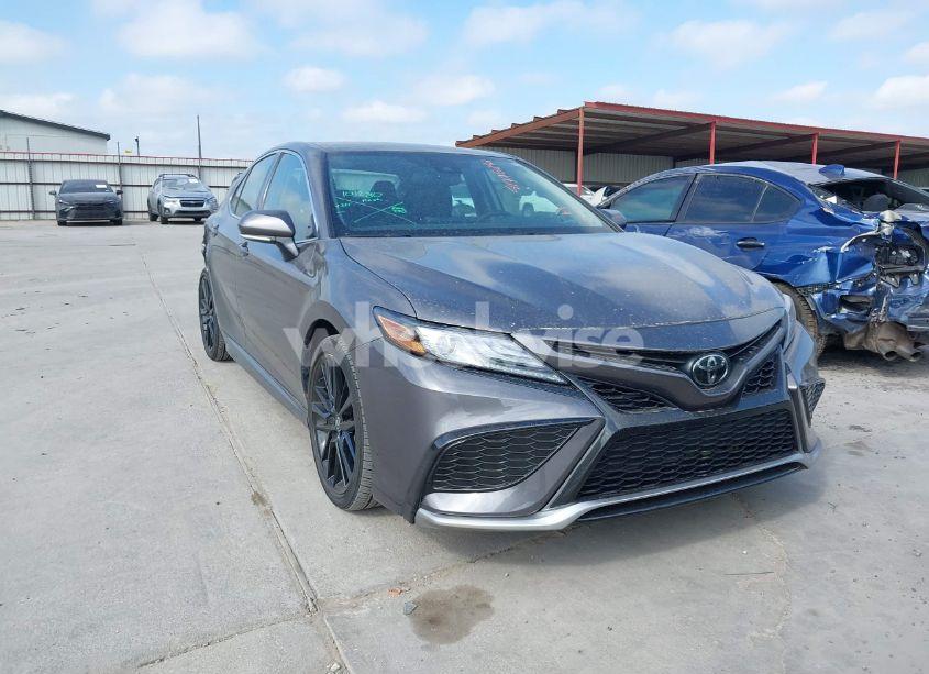 2024 Toyota Camry XSE (VIN 4T1K61AK5RU243320) main photo