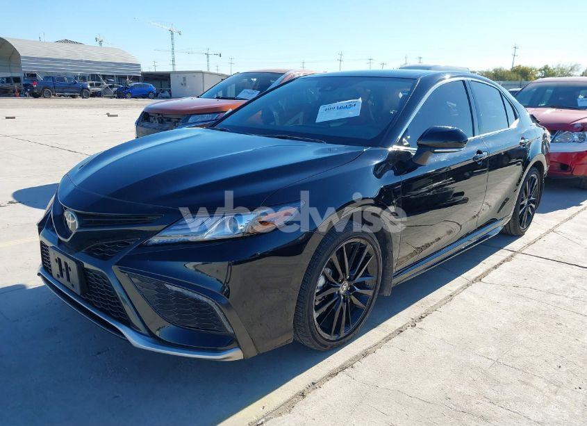 Photo 2 of 2024 Toyota Camry XSE (VIN 4T1K61AK5RU248758)