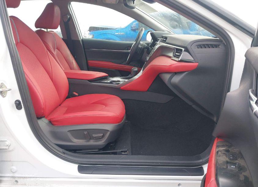 Photo 5 of 2020 Toyota Camry XSE (VIN 4T1K61AK6LU307100)