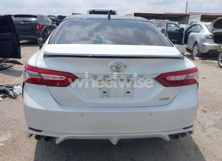 Photo 17 of 2020 Toyota Camry XSE (VIN 4T1K61AK6LU333969)
