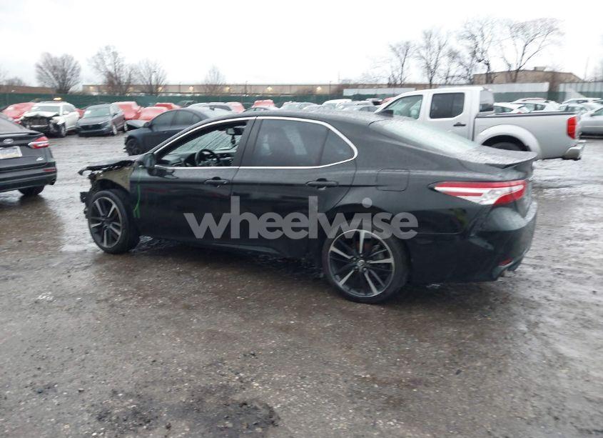 Photo 14 of 2020 Toyota Camry XSE (VIN 4T1K61AK6LU918695)