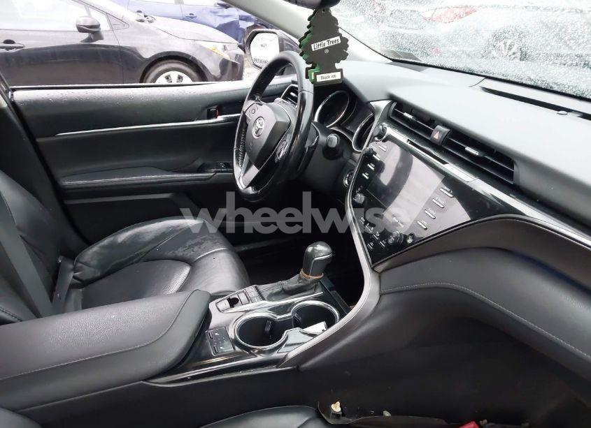 Photo 5 of 2020 Toyota Camry XSE (VIN 4T1K61AK6LU918695)
