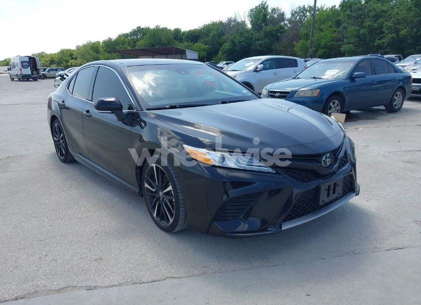2020 Toyota Camry XSE (VIN 4T1K61AK6LU920981) main photo