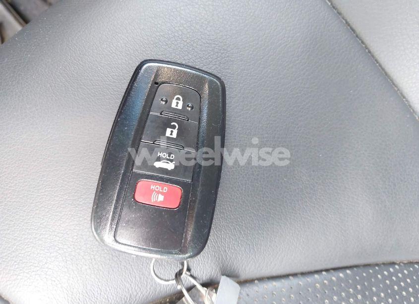 Photo 11 of 2020 Toyota Camry XSE (VIN 4T1K61AK6LU920981)